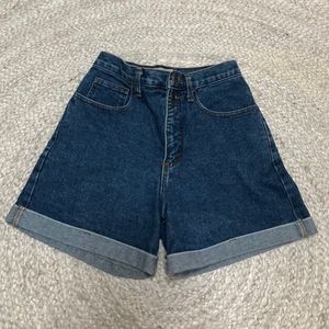 Arizona Medium Wash Denim Shorts